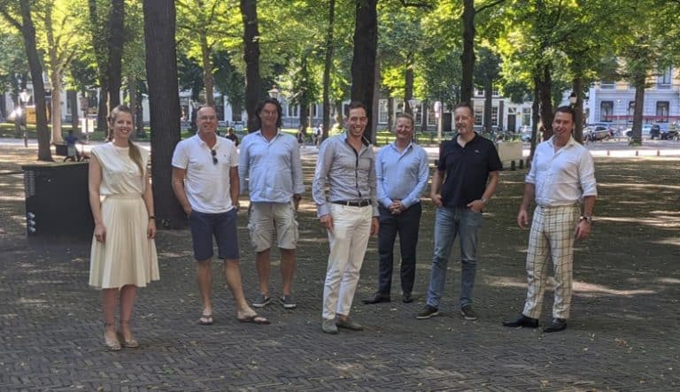 Aandeelhouders Sim Services en Hogenhouck m&a adviseurs