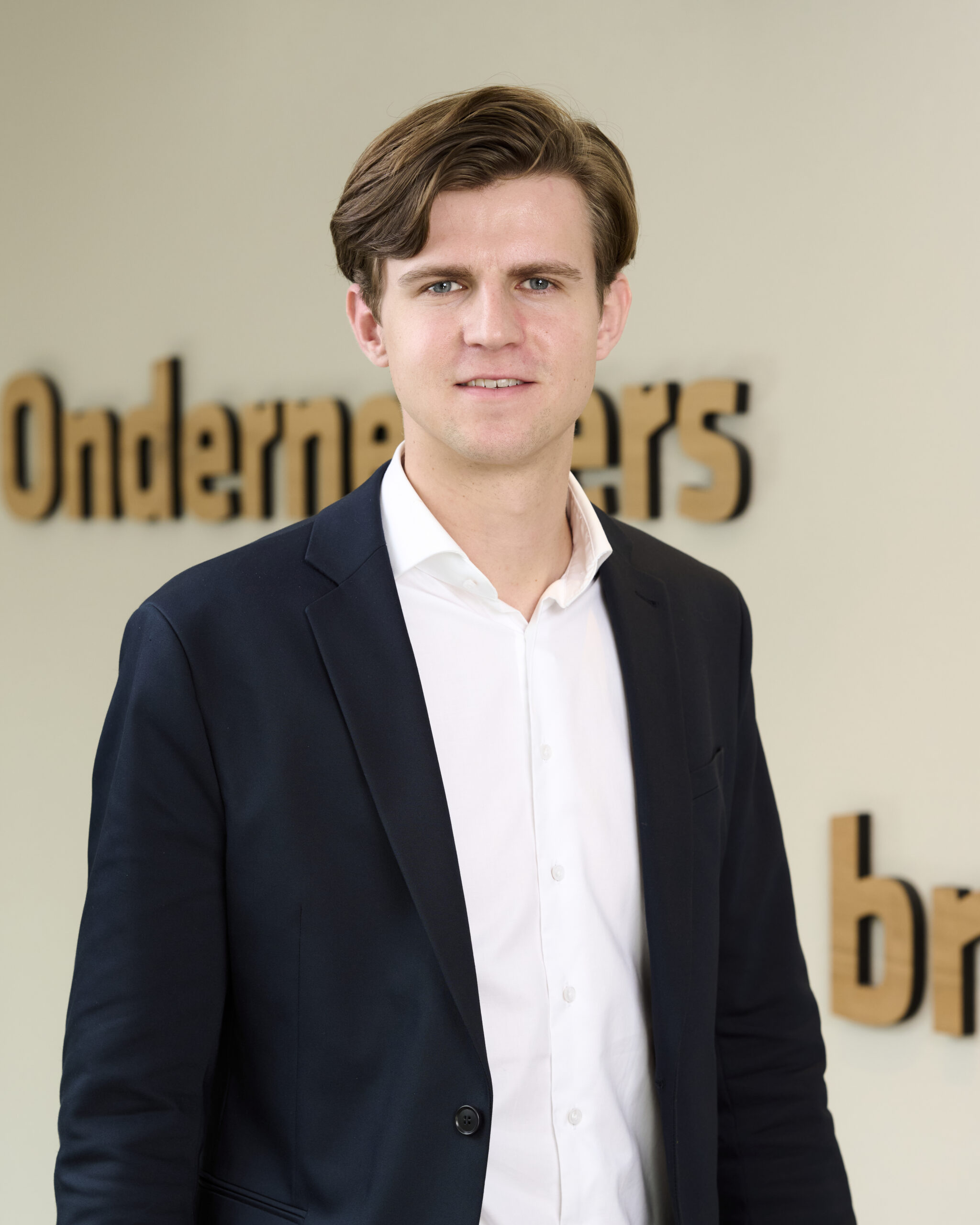 Sven van Lierop